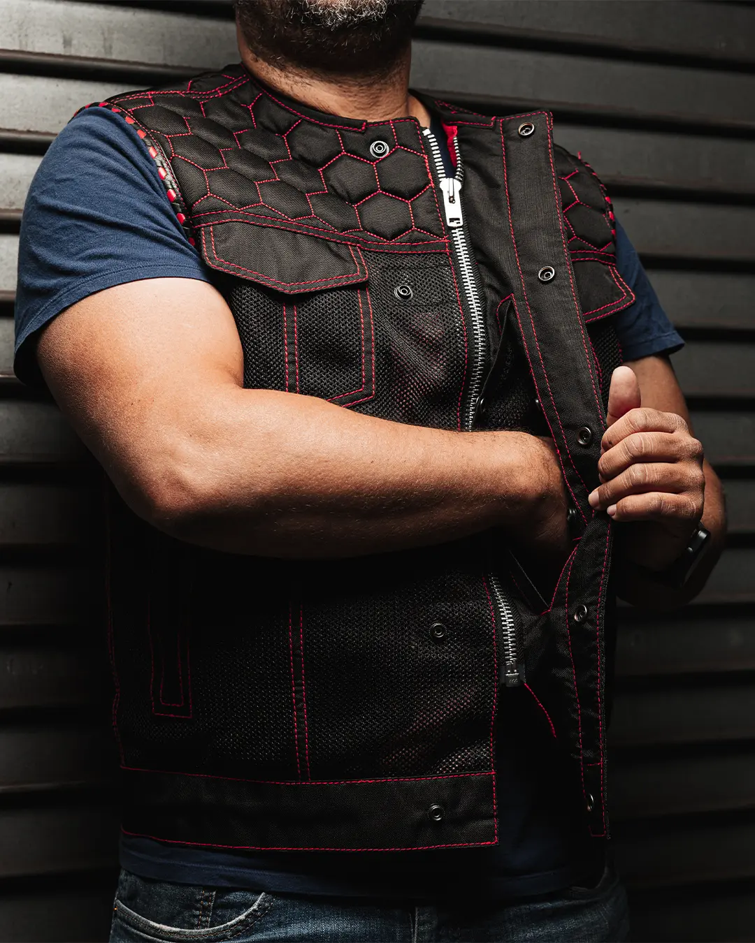 1877-lowside-hornet-moto-mesh-men-s-club-style-vest-29.webp Lowside Hornet Moto Mesh Men's Club Style Vest