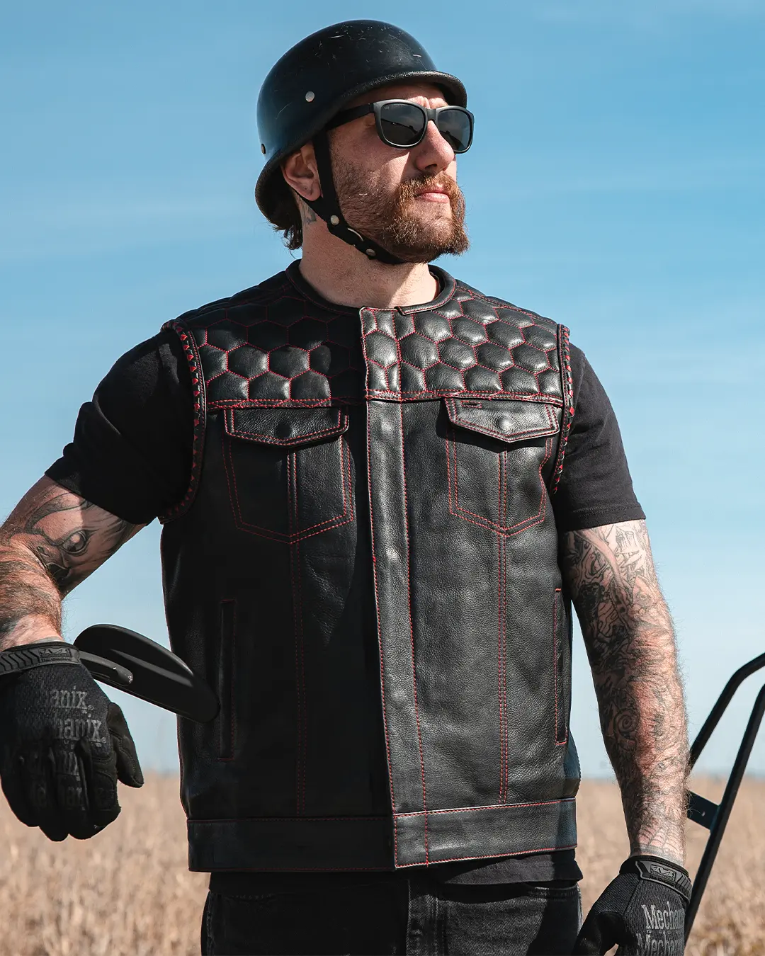 279-hornet-men-s-club-style-leather-vest-36.webp Hornet Men's Club Style Leather Vest