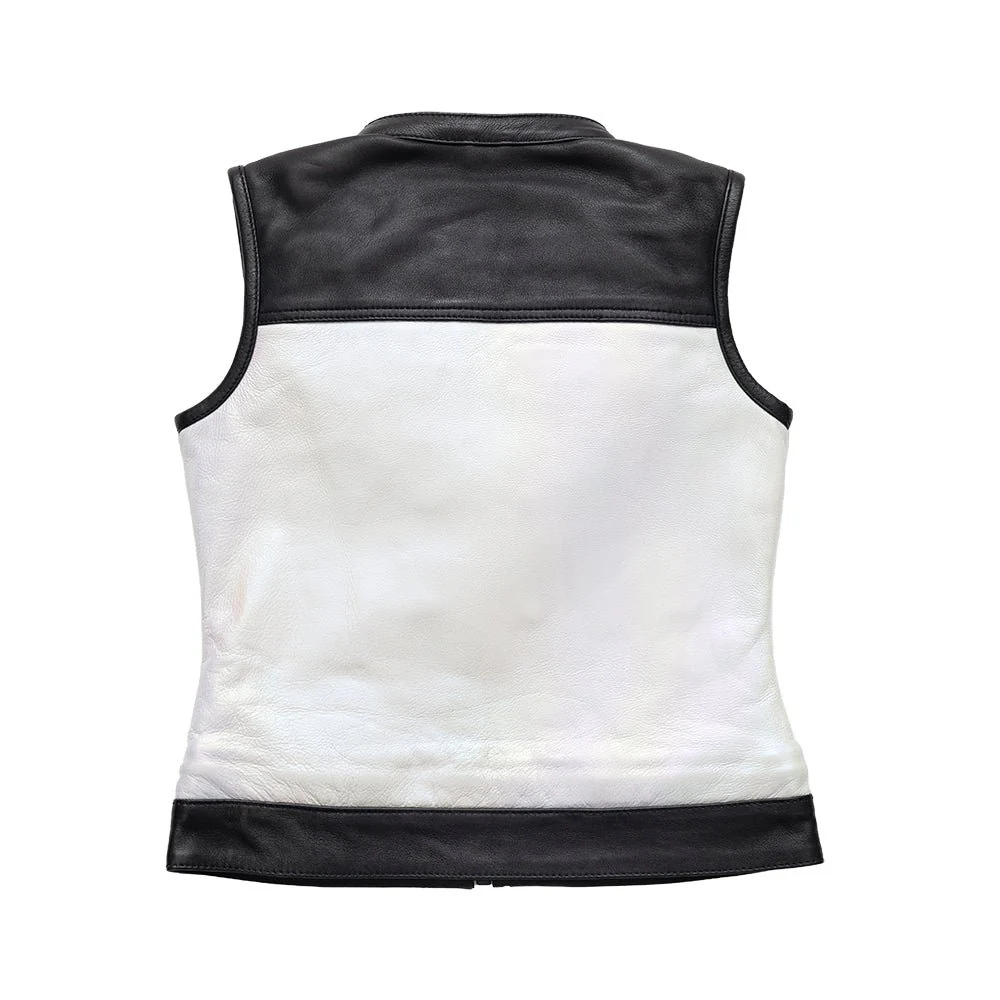 6305-halo-women-s-club-style-motorcycle-leather-vest-limited-edition-3.webp Halo Women's Club Style Motorcycle Leather Vest - Limited Edition