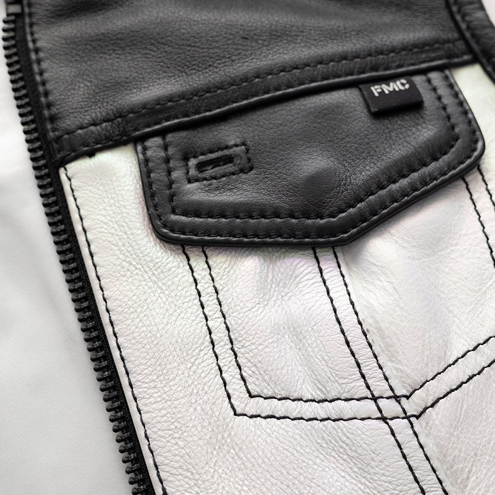 6305-halo-women-s-club-style-motorcycle-leather-vest-limited-edition-5.jpg Halo Women's Club Style Motorcycle Leather Vest - Limited Edition