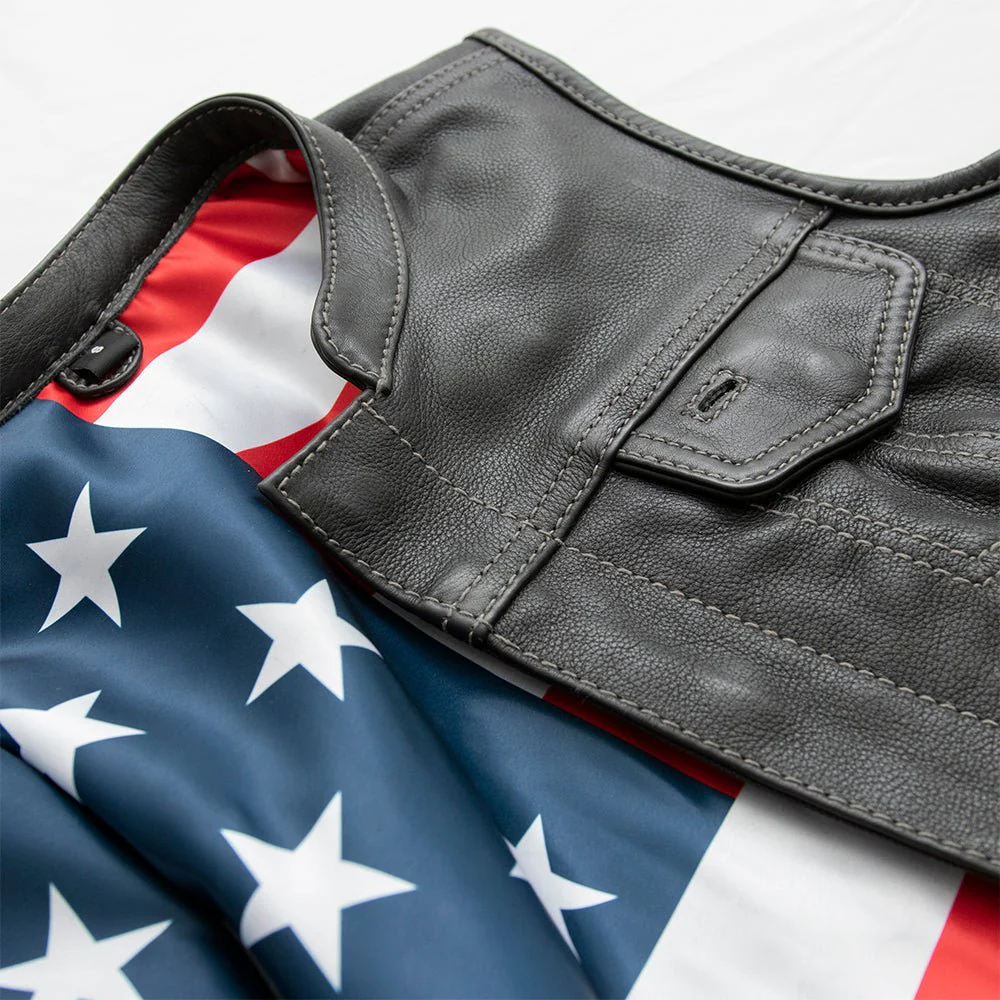 6488-liberty-women-s-club-style-motorcycle-leather-vest-limited-edition-4.webp Liberty Women's Club Style Motorcycle Leather Vest - Limited Edition
