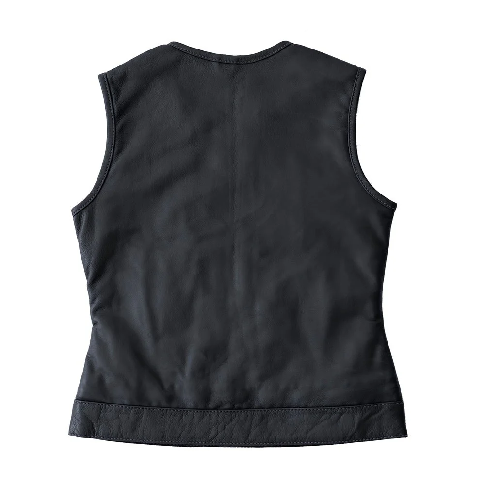 6508-royal-women-s-club-style-motorcycle-leather-vest-limited-edition-2.webp Royal Women's Club Style Motorcycle Leather Vest - Limited Edition