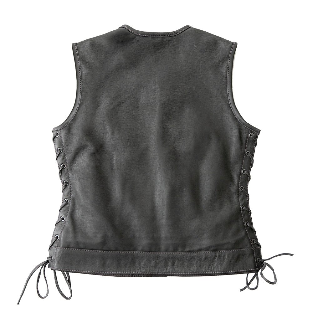 6594-the-royal-women-s-club-style-leather-vest-limited-edition-2.jpg The Royal women's club-style leather vest - limited edition