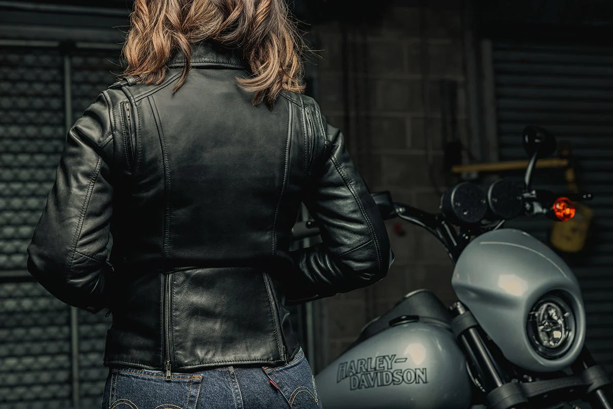 7177-bloom-women-s-motorcycle-leather-jacket-7.webp Bloom - Women's Motorcycle Leather Jacket