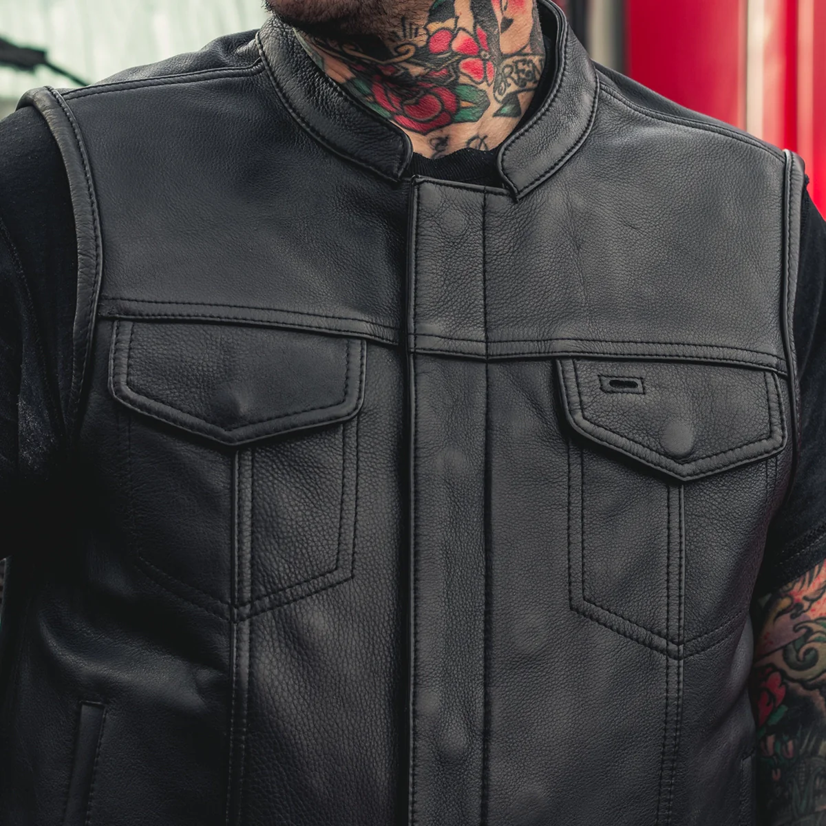 7745-hotshot-men-s-motorcycle-leather-vest-6.webp Hotshot Men's Motorcycle Leather Vest