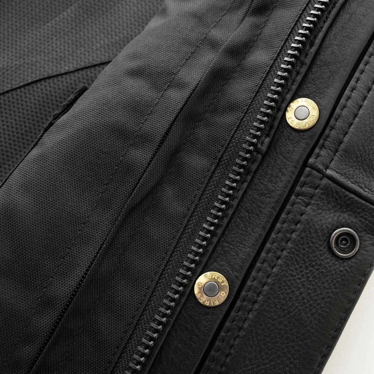 7755-highside-men-s-motorcycle-leather-vest-5.jpg Highside Men's Motorcycle Leather Vest
