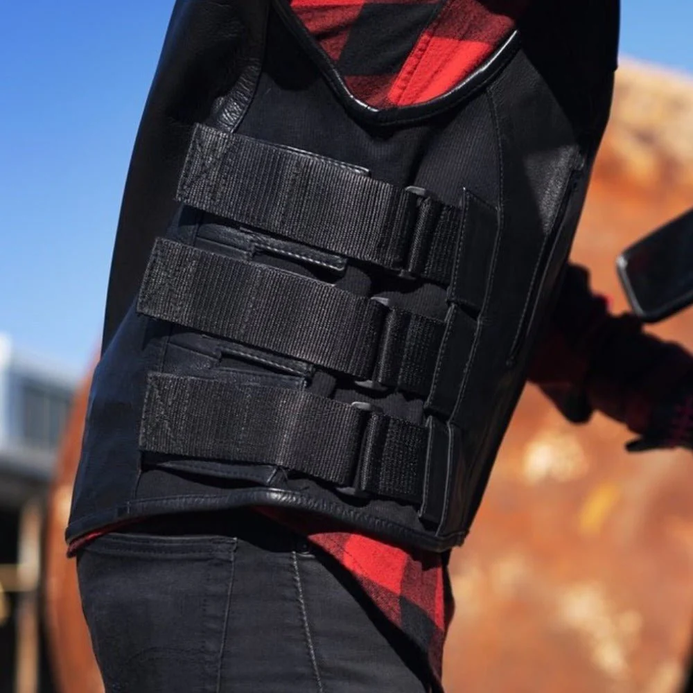 7806-commando-men-s-leather-swat-style-motorcycle-vest-2.webp Commando Men's Leather Swat Style Motorcycle Vest