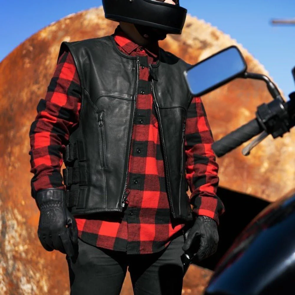 7806-commando-men-s-leather-swat-style-motorcycle-vest-3.webp Commando Men's Leather Swat Style Motorcycle Vest