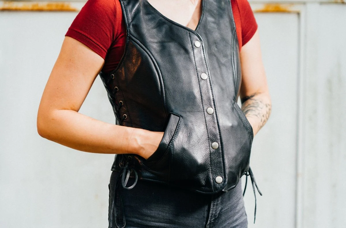8001-honey-badger-women-s-motorcycle-leather-vest-5.webp Honey Badger Women's Motorcycle Leather Vest
